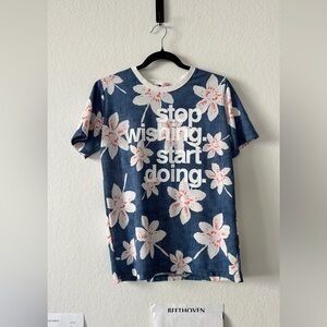 Little Tokyo Vintage Floral All Over Print Graphic Tee 
Y2K Korea